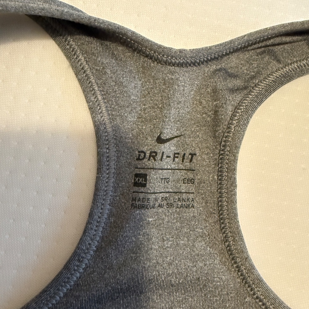 Nike Sports Bra - Picture 3 of 3